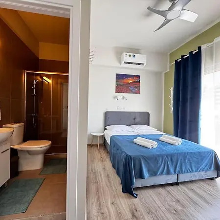 Daire Smart Comfort Roomn8 With Balcony Private Bathroom In Location 250m Limasol