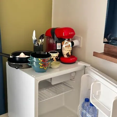 Smart Comfort Roomn8 With Balcony Private Bathroom In Location 250m リマソール