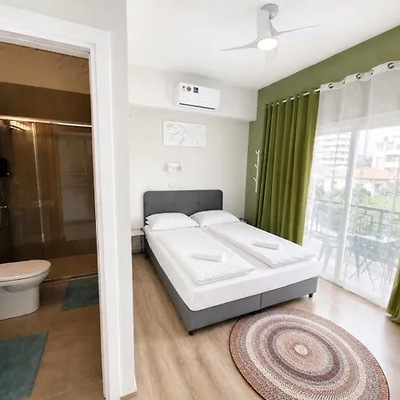 Smart Comfort Roomn8 With Balcony Private Bathroom In Location 250m Apartament