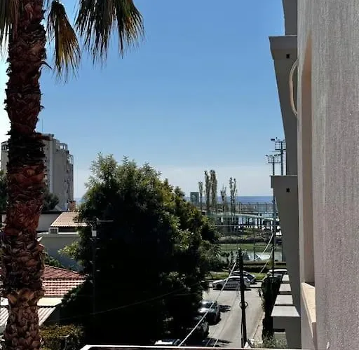 Smart Comfort Roomn8 With Balcony Private Bathroom In Location 250m Appartamento