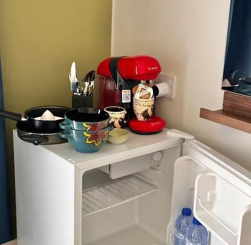 Smart Comfort Roomn8 With Balcony Private Bathroom In Location 250m Limisso