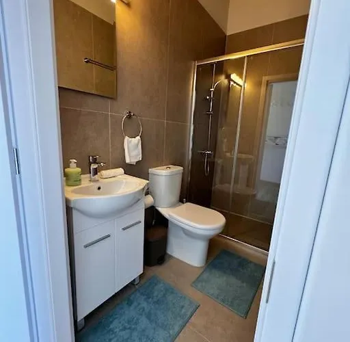 Smart Comfort Roomn8 With Balcony Private Bathroom In Location 250m